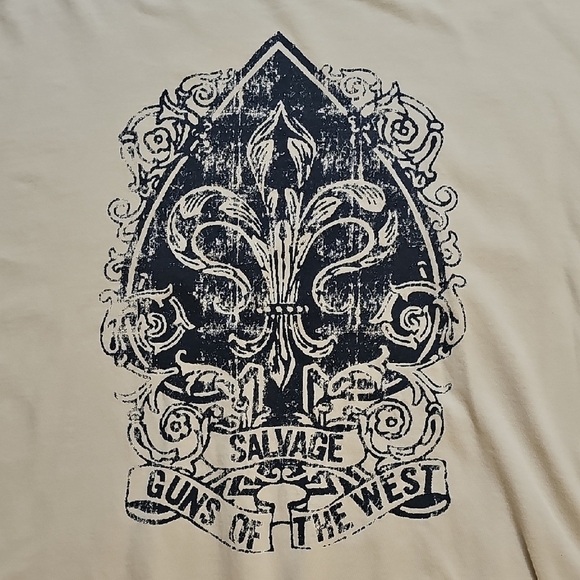 Salvage Cream Short Sleeve Tee with Ornate Design - Picture 4 of 10